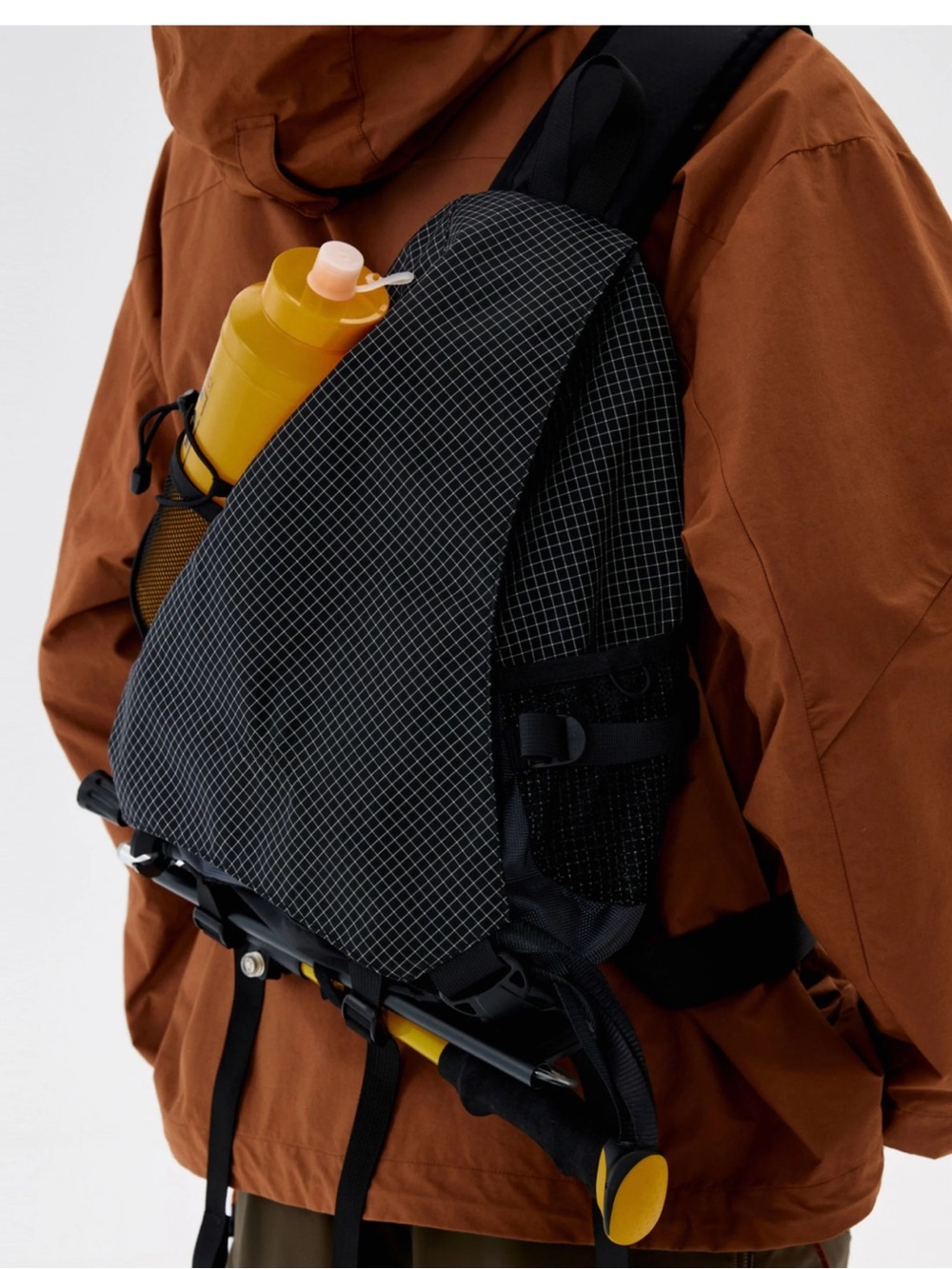 Gonggar Wildstorm - Water-Repellent Lightweight Crossbody Bag. Black